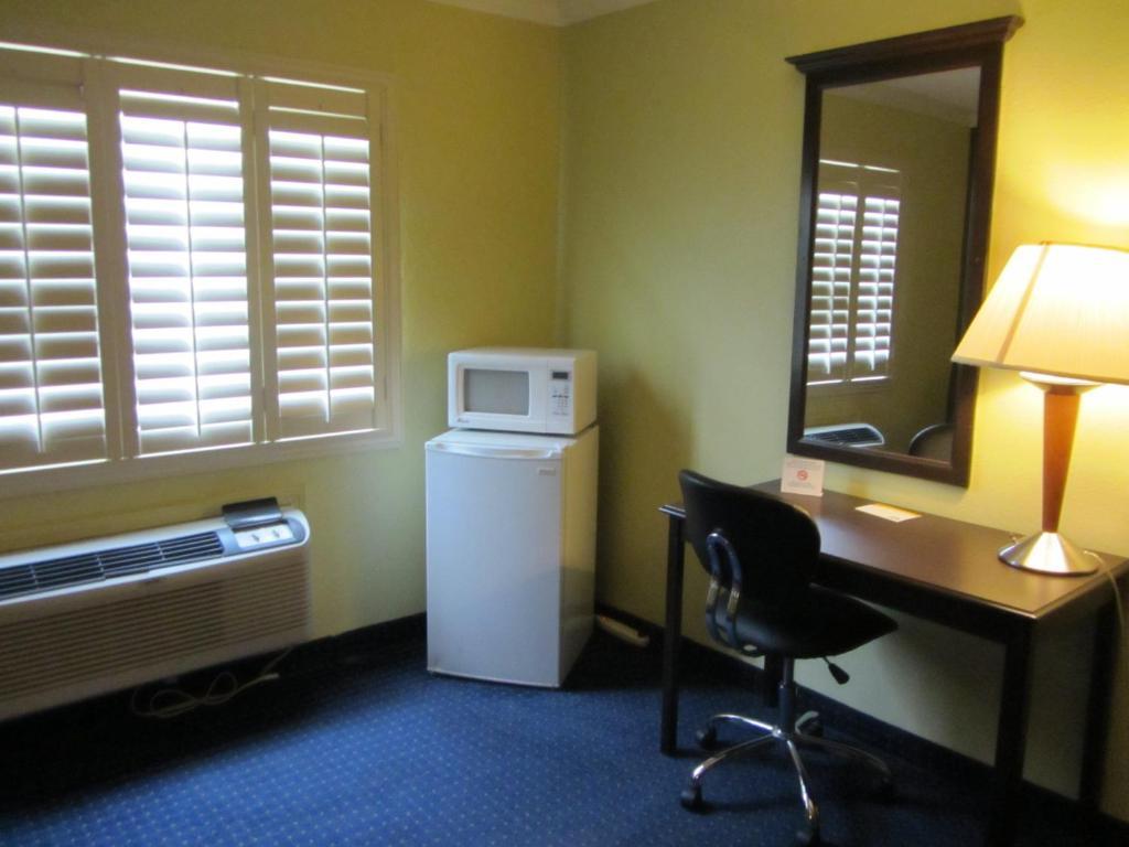 Motel Travelodge By Wyndham 2*